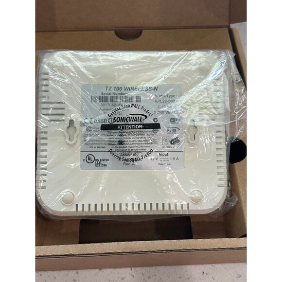 01-SSC-8734 - SonicWall - NETWORK SECURITY SYSTEM - TZ 100 - NEW - Picture 4 of 4